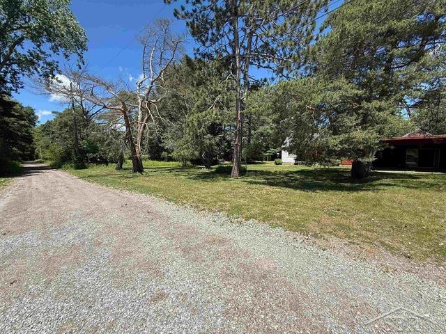 1800 W Shepherd Road, Midland, MI 48642