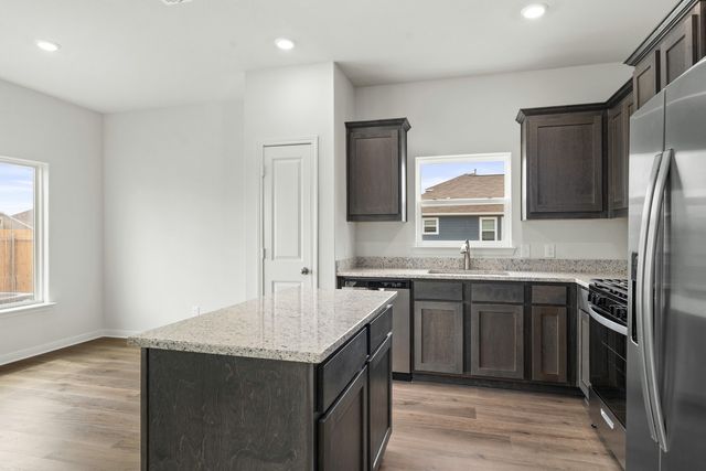 9529 Teton Vista Drive, Forest Hill, TX 76140