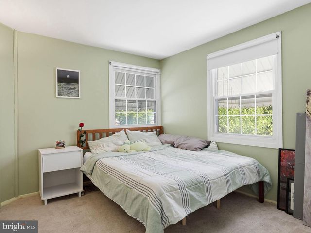 17 MAINBRIDGE LN, Willingboro, NJ 08046