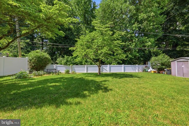 17 MAINBRIDGE LN, Willingboro, NJ 08046