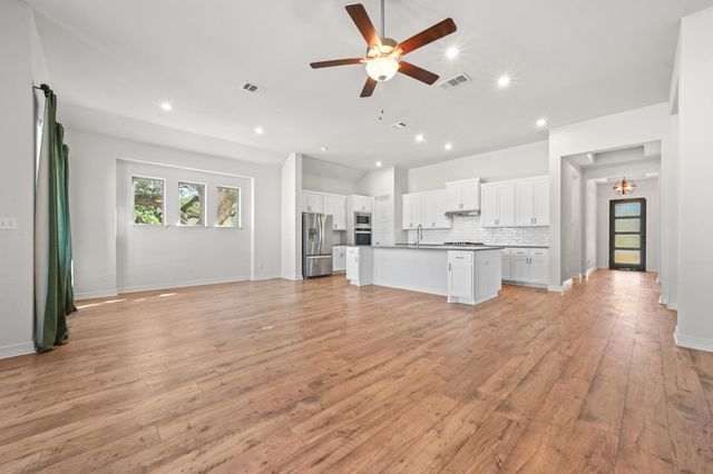 208 W Branch RD, Kyle, TX 78640