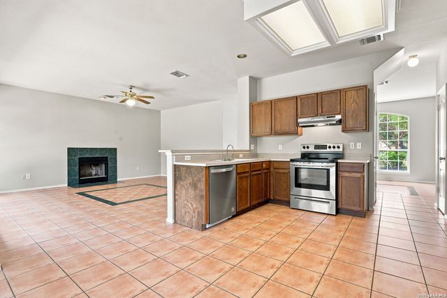 31422 HIGH RIDGE DR, Bulverde, TX 78163