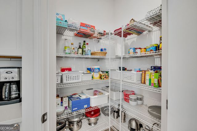 113 Maple Creek Way, Woodstock, GA 30188