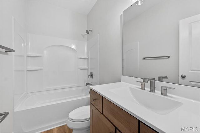 1003 Santiago Trail, Cottleville, MO 63304