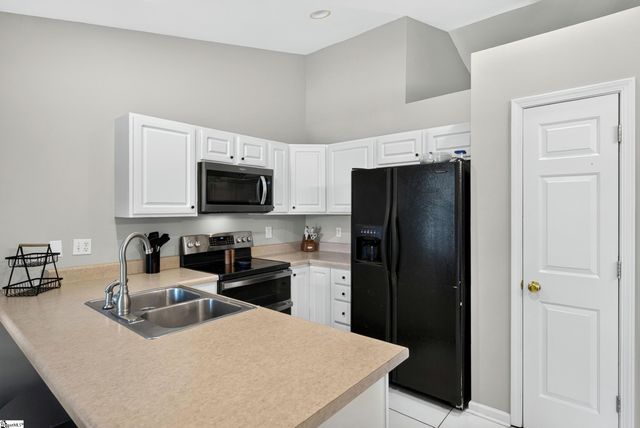 6 Regional Drive, Greer, SC 29651