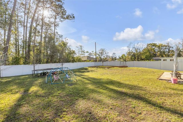 2055 2ND AVENUE, Deland, FL 32724