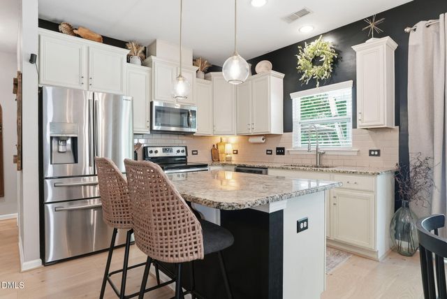 709 Harvest Point Drive, Fuquay Varina, NC 27526