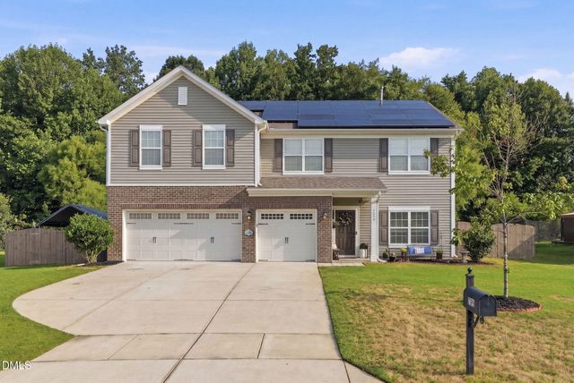 709 Harvest Point Drive, Fuquay Varina, NC 27526