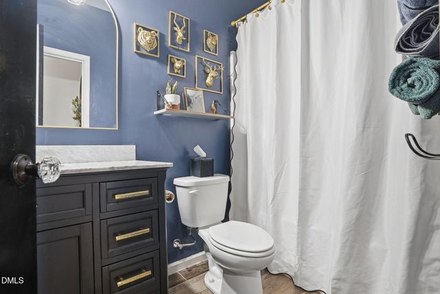 709 Harvest Point Drive, Fuquay Varina, NC 27526