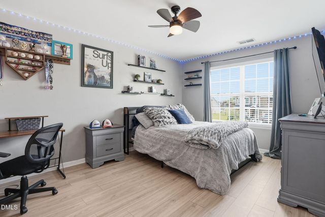 709 Harvest Point Drive, Fuquay Varina, NC 27526