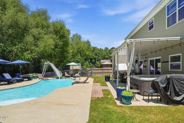 709 Harvest Point Drive, Fuquay Varina, NC 27526