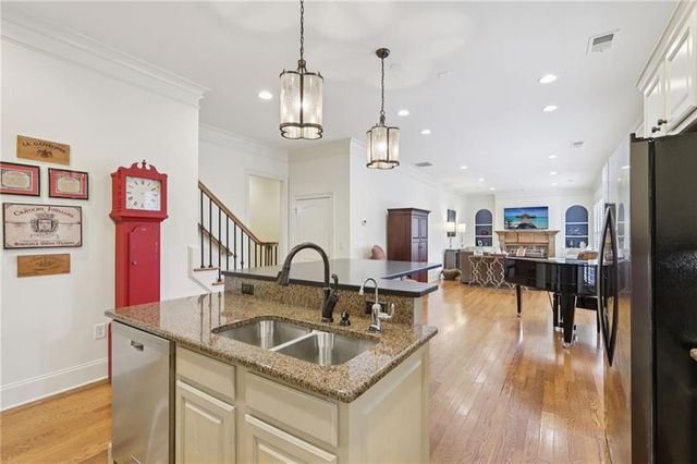 934 Grey Village Circle, Marietta, GA 30068