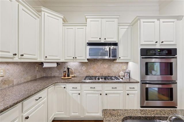 934 Grey Village Circle, Marietta, GA 30068