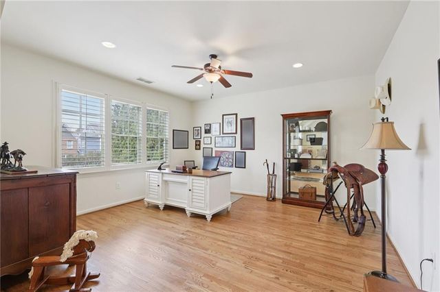 934 Grey Village Circle, Marietta, GA 30068