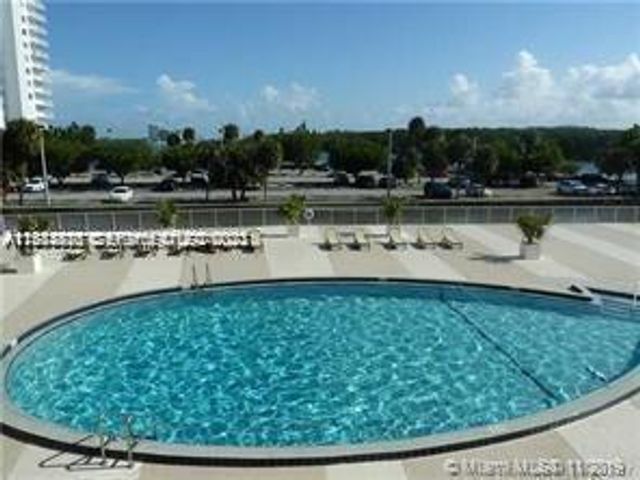 400 Kings Point Drive 1219, Sunny Isles Beach, FL 33160