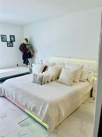 400 Kings Point Drive 1219, Sunny Isles Beach, FL 33160