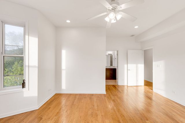4800 S Saint Lawrence Avenue 2N, Chicago, IL 60615