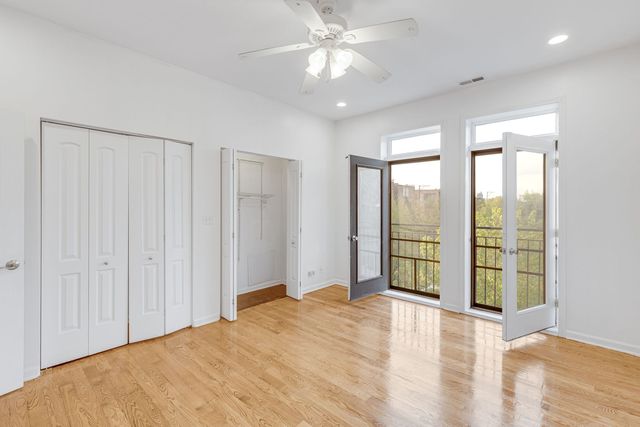 4800 S Saint Lawrence Avenue 2N, Chicago, IL 60615
