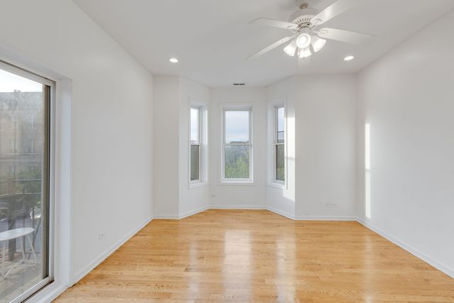 4800 S Saint Lawrence Avenue 2N, Chicago, IL 60615