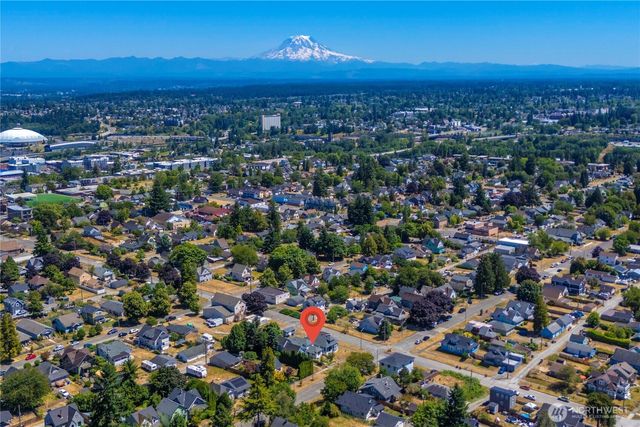 1949 S Sheridan Avenue, Tacoma, WA 98405