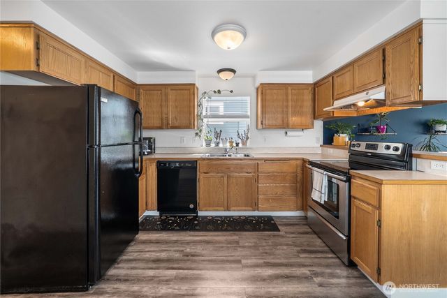 1949 S Sheridan Avenue, Tacoma, WA 98405