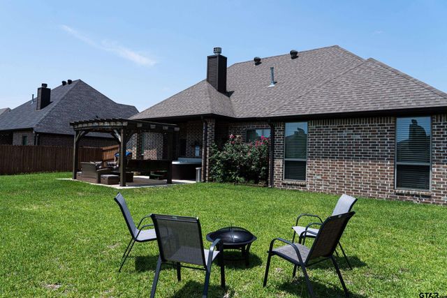 7352 Kingsport Ln, Tyler, TX 75703