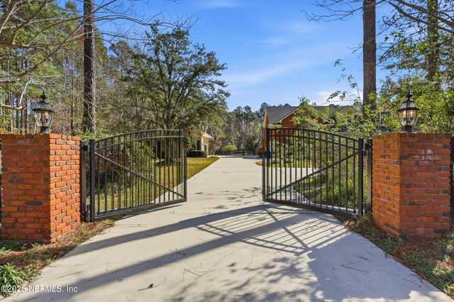 418 TRIPLE CROWN Lane, St. Johns, FL 32259