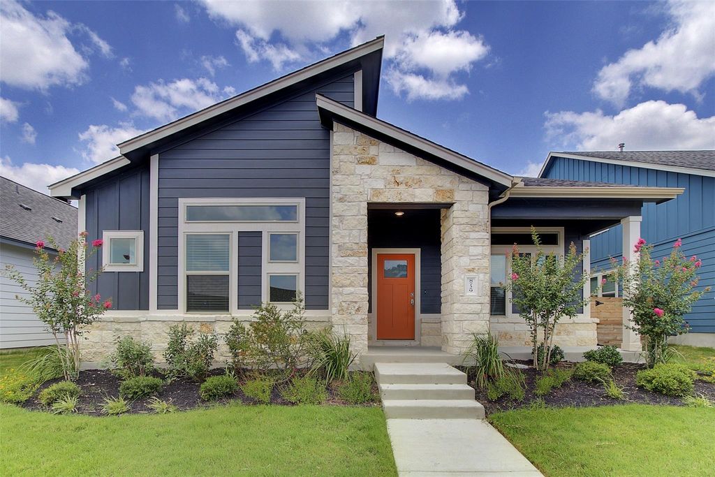 8729 Belknap RD, Austin, TX 78747
