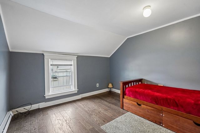 21 Miller St, Blackstone, MA 01504