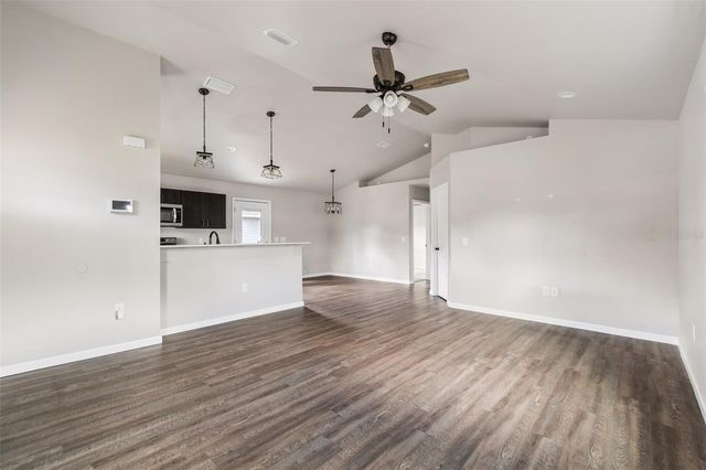 23166 NW 180TH AVENUE, High Springs, FL 32643