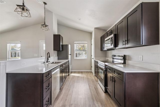 23166 NW 180TH AVENUE, High Springs, FL 32643