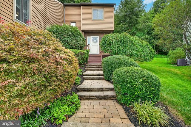 1312 RHODE ISLAND CIR, Downingtown, PA 19335