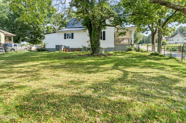 317 Mcclelland Street, Bluff City, TN 37618