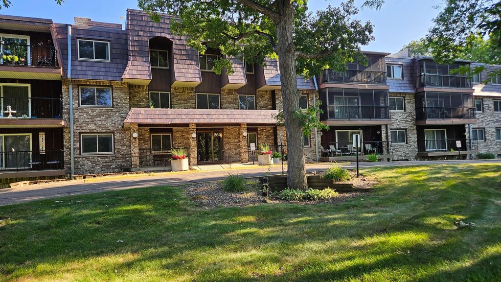 260 Westview Drive 303, West Saint Paul, MN 55118