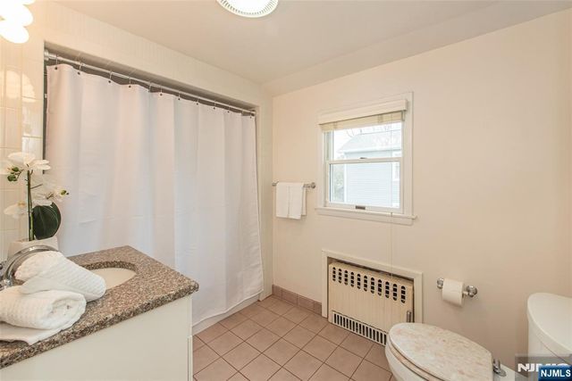 446 Lincoln Avenue, Wyckoff, NJ 07481