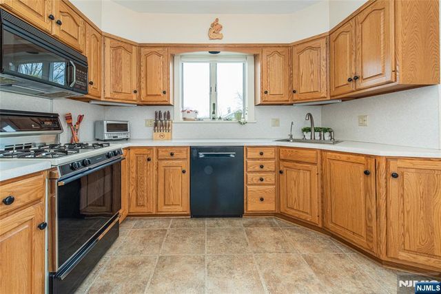 446 Lincoln Avenue, Wyckoff, NJ 07481