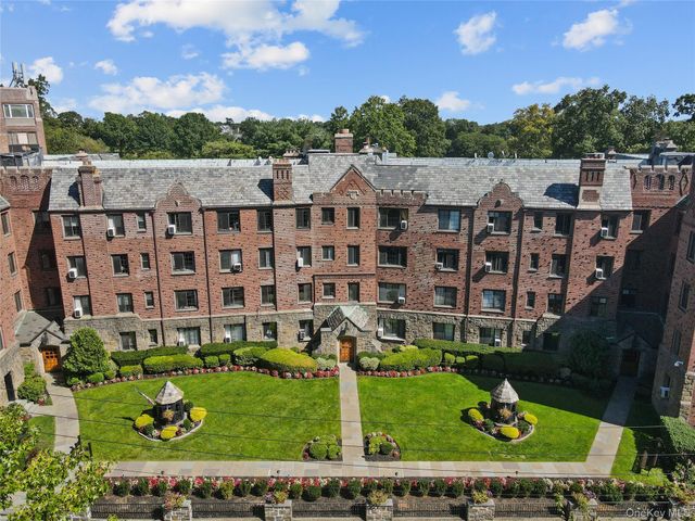 914 Wynnewood Road 1B, Pelham, NY 10803
