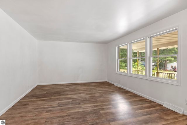 8964 W Elbow Drive, Irons, MI 49644