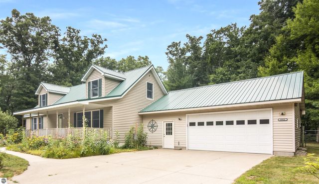 8964 W Elbow Drive, Irons, MI 49644
