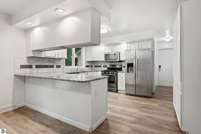 8964 W Elbow Drive, Irons, MI 49644