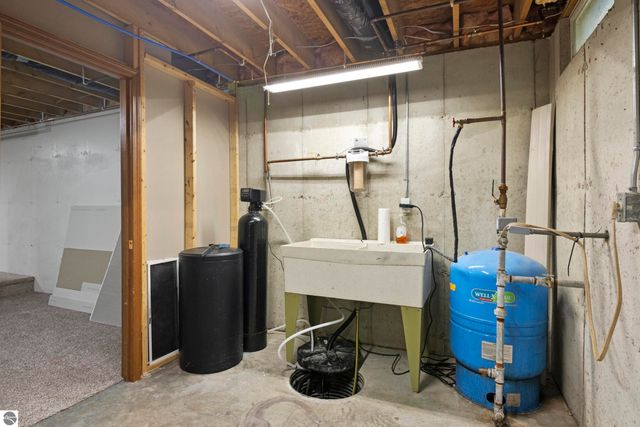 8964 W Elbow Drive, Irons, MI 49644