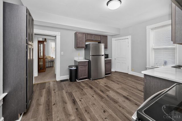 106 Township Avenue, Elmwood Place, OH 45216