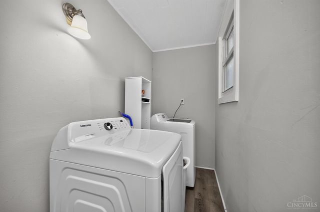 106 Township Avenue, Elmwood Place, OH 45216