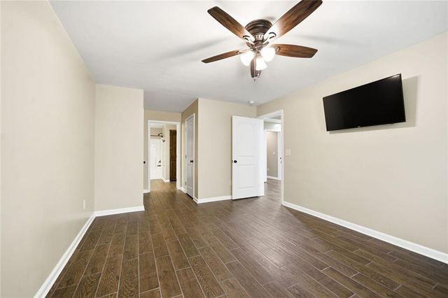 112 N Mountain Brooke Drive, Ball Ground, GA 30107