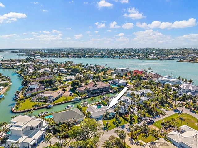 2175 Shad CT, Naples, FL 34102