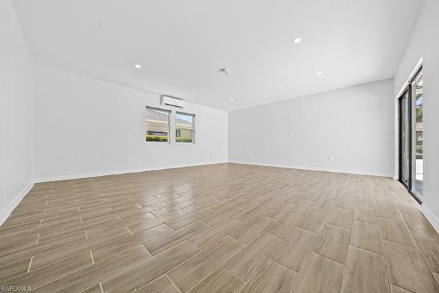 2175 Shad CT, Naples, FL 34102