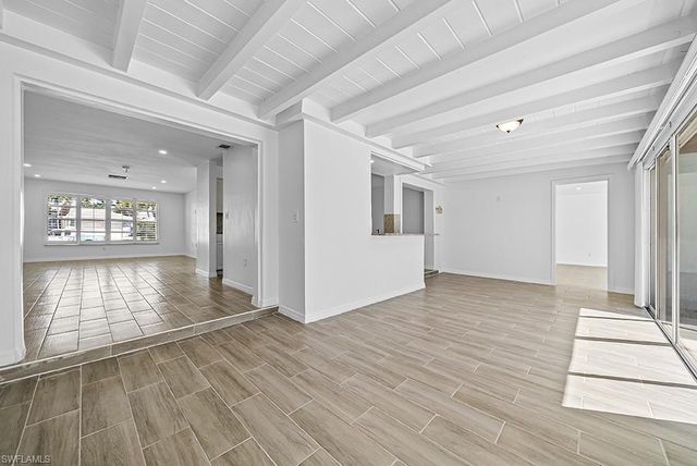 2175 Shad CT, Naples, FL 34102