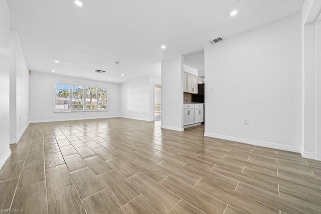 2175 Shad CT, Naples, FL 34102