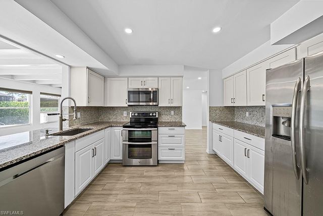 2175 Shad CT, Naples, FL 34102