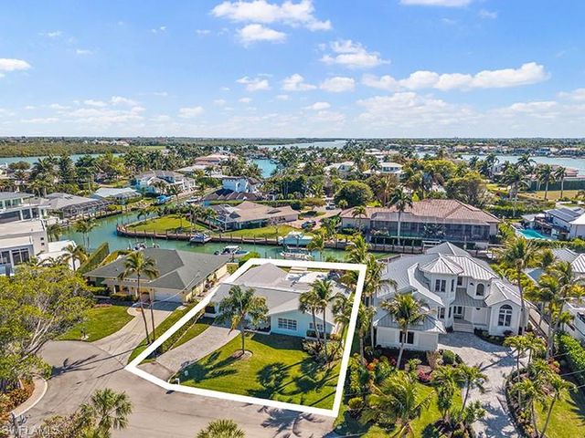 2175 Shad CT, Naples, FL 34102